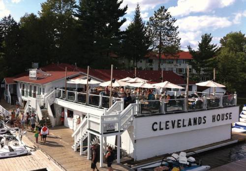 Imagen de la habitación del Hotel Clevelands House Resort Muskoka. Foto 9