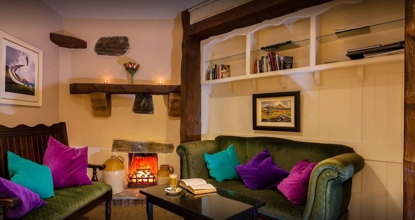 Imagen de los interiores del Hotel Clew Bay. Foto 19