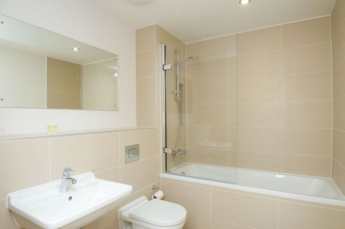Imagen de los interiores del Hotel Cleyro Serviced Apartments-finzels Reach. Foto 15