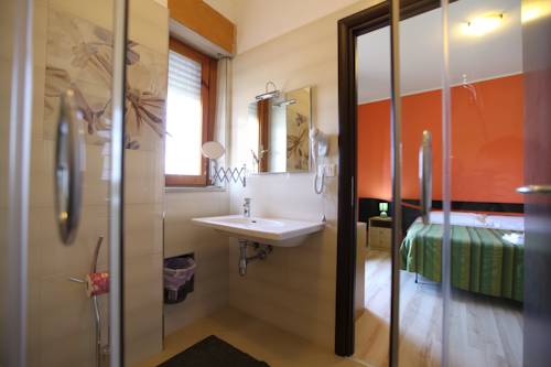 Imagen de la habitación del Hotel Clich&eacute;. Foto 15