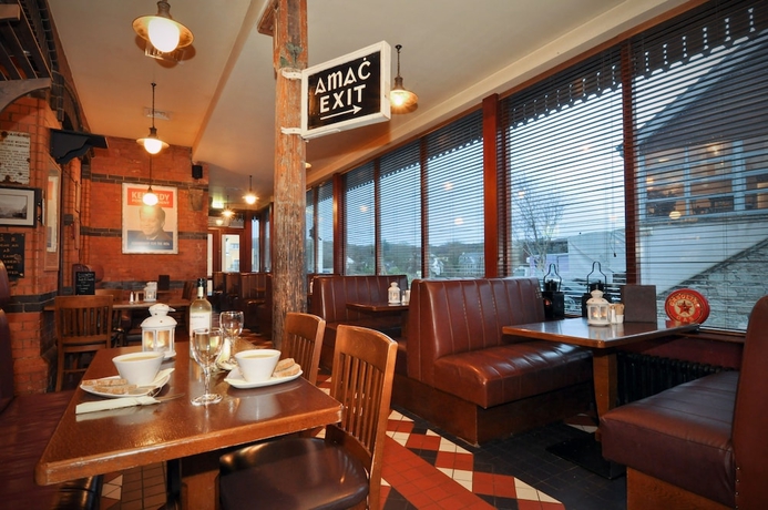 Imagen del bar/restaurante del Hotel Clifden Station House. Foto 7