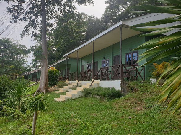 Imagen de la habitación del Hotel Cliff Cottage Resort. Foto 3