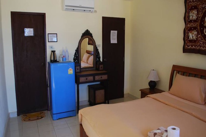Imagen de la habitación del Hotel Cliff Cottage Resort. Foto 10