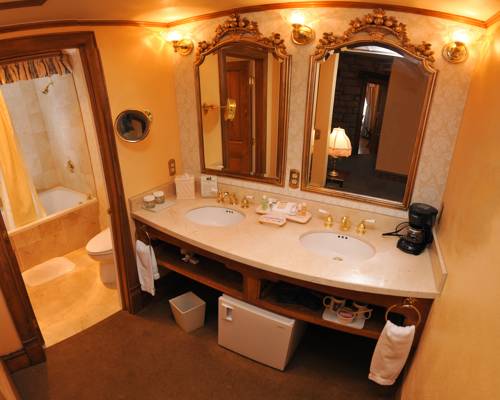 Imagen de la habitación del Hotel Cliff House At Pikes Peak. Foto 12