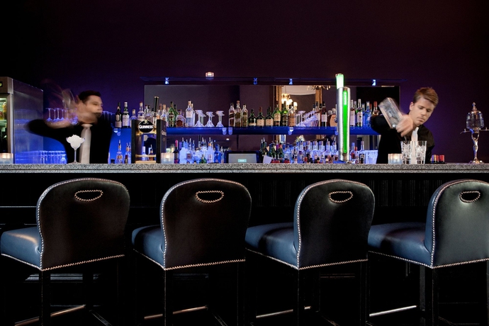 Imagen del bar/restaurante del Hotel Cliff Townhouse. Foto 4