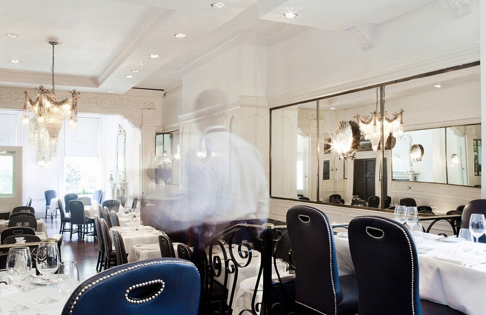 Imagen del bar/restaurante del Hotel Cliff Townhouse. Foto 5