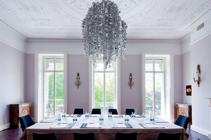 Imagen de los interiores del Hotel Cliff Townhouse. Foto 16