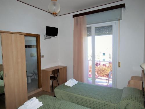 Imagen general del Hotel Cliff, Viserba. Foto 3