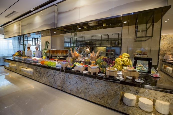 Imagen del bar/restaurante del Hotel Clifford. Foto 3