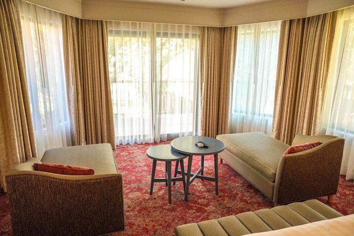 Imagen de la habitación del Hotel Cliffrose Springdale, Curio Collection By Hilton. Foto 19