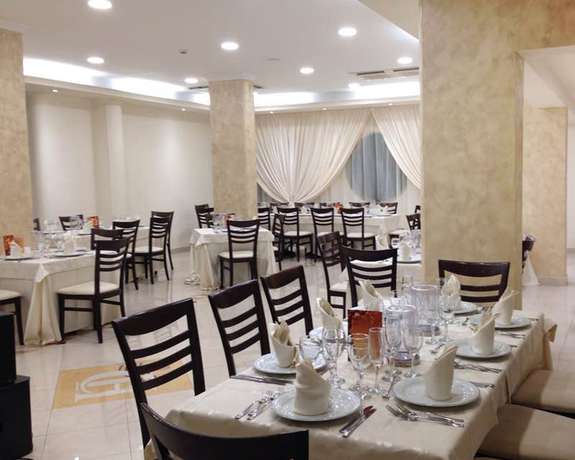 Imagen del bar/restaurante del Hotel Cliffs. Foto 4