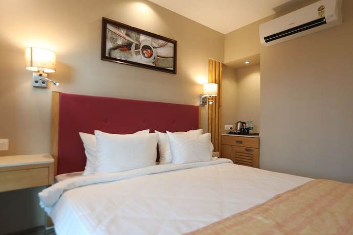 Imagen de la habitación del Hotel Cliffton. Foto 6