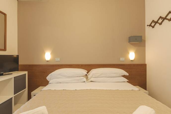 Imagen de la habitación del Hotel Clift. Foto 14