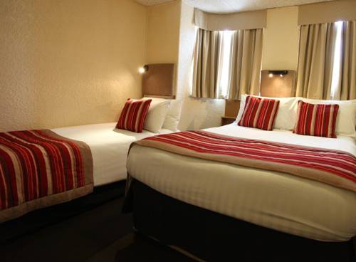 Imagen de la habitación del Hotel Clifton Court Metro. Foto 4