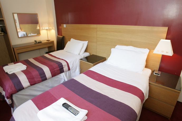Imagen de la habitación del Hotel Clifton, Glasgow. Foto 5