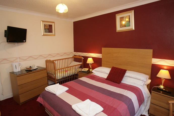 Imagen de la habitación del Hotel Clifton, Glasgow. Foto 11