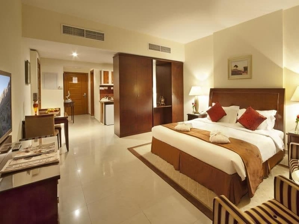 Imagen de la habitación del Hotel Clifton International. Foto 9