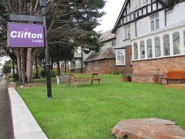 Imagen general del Hotel Clifton Lodge. Foto 1