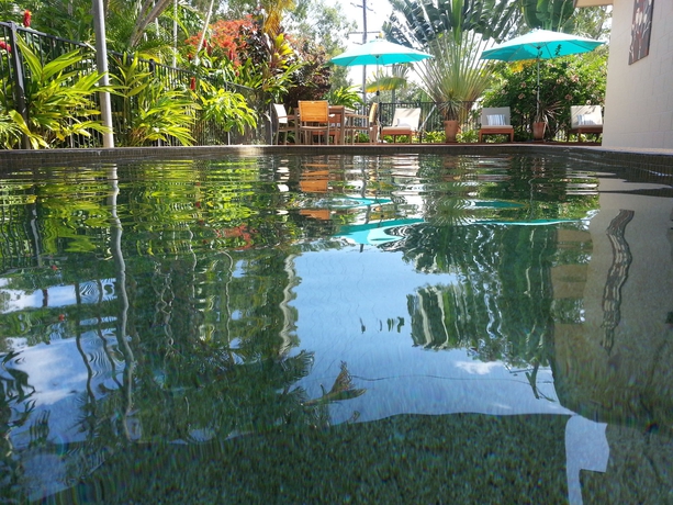 Imagen de la piscina del Hotel Clifton Sands Holiday Apartments. Foto 16