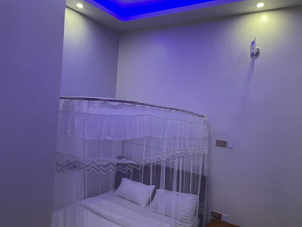 Imagen de la habitación del Hotel Climax Suites. Foto 18