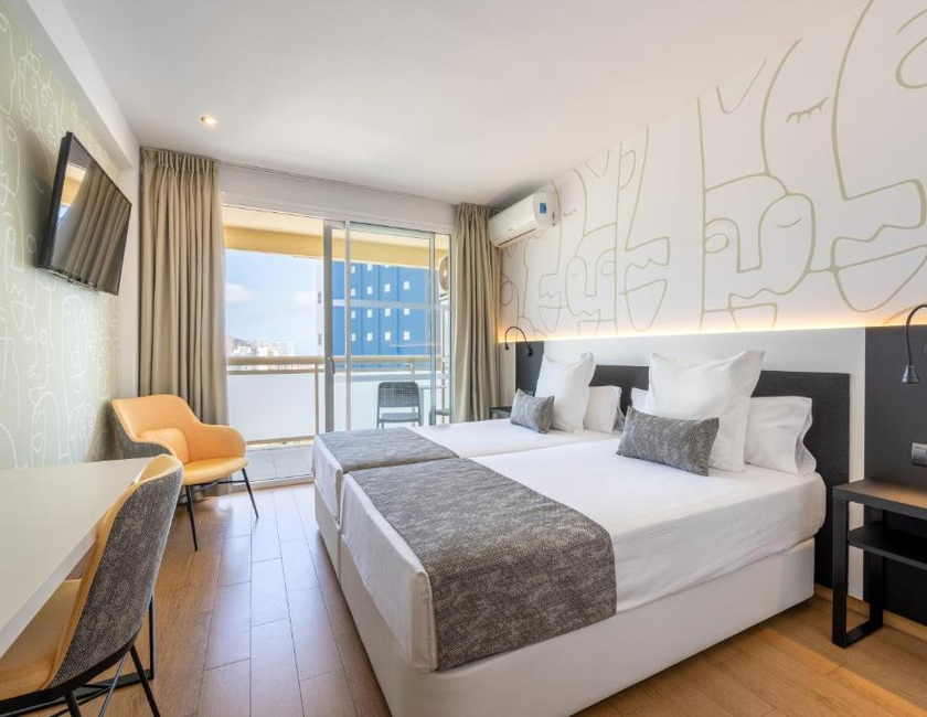 Imagen de la habitación del Hotel Climia Benidorm Plaza. Foto 14