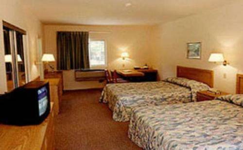 Imagen de la habitación del Hotel Clinton Inn. Foto 8