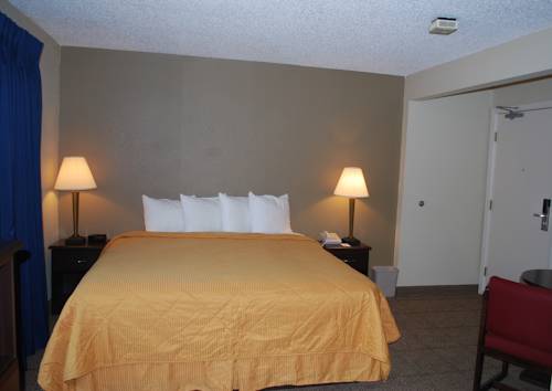 Imagen de la habitación del Hotel Clinton Inn & Suites. Foto 8