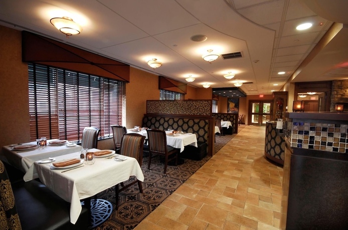 Imagen del bar/restaurante del Hotel Clinton Inn and Event Center. Foto 2