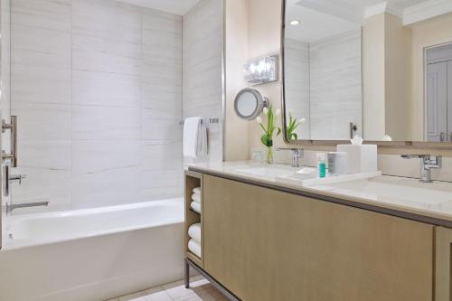 Imagen de la habitación del Hotel Clio, A Luxury Collection , Denver Cherry Creek. Foto 14