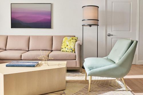 Imagen de la habitación del Hotel Clio, A Luxury Collection , Denver Cherry Creek. Foto 20