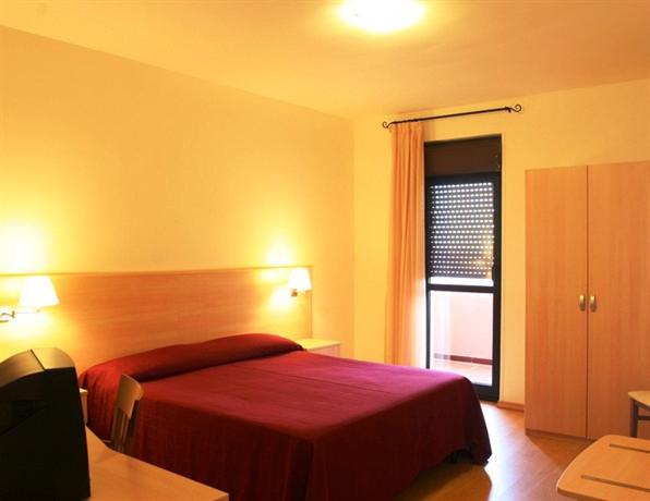 Imagen de la habitación del Hotel Clio. Foto 3