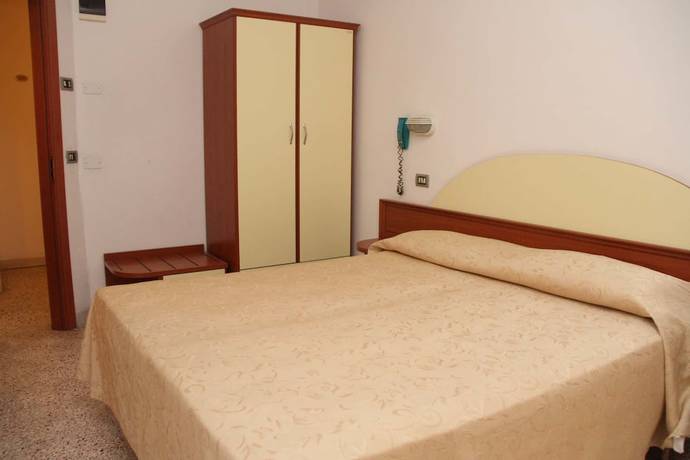 Imagen de la habitación del Hotel Clipper, Cattolica. Foto 9