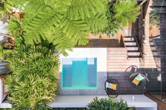 Imagen de la piscina del Hotel Clique 3. Foto 16