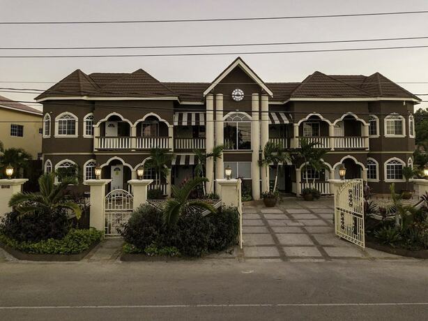 Imagen general del Hotel Clock Tower Guest House. Foto 18