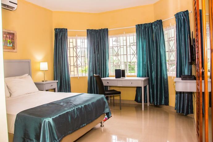 Imagen de la habitación del Hotel ClockTower Apartments. Foto 15