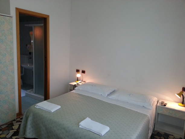 Imagen de la habitación del Hotel Clodia. Foto 8