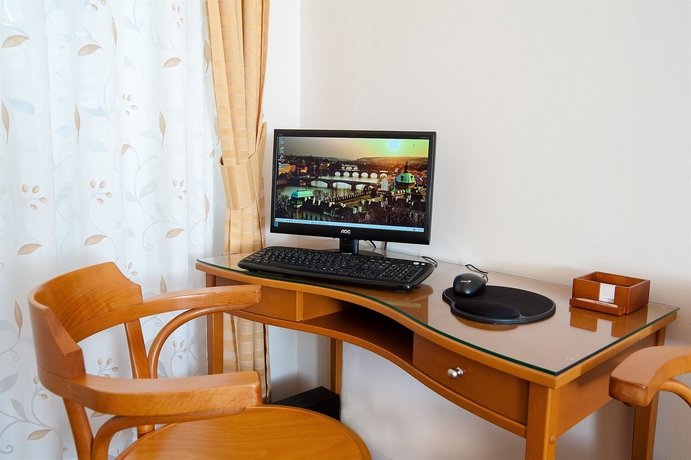 Imagen de los interiores del Hotel Cloister Inn. Foto 12