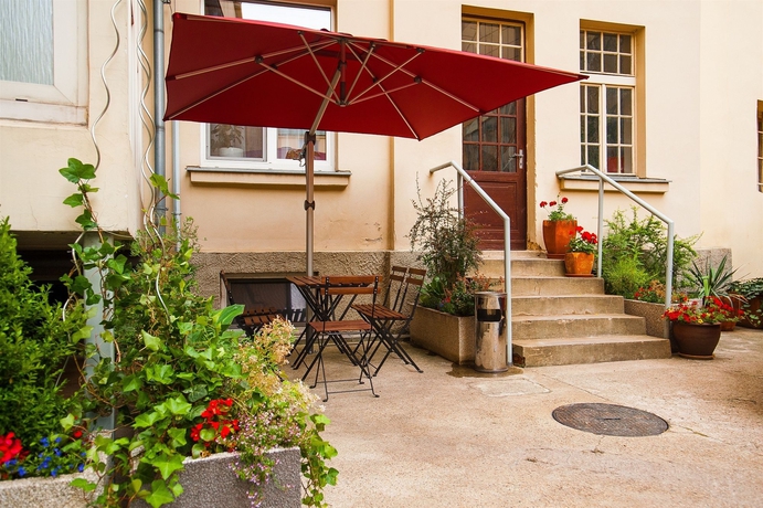 Imagen general del Hotel Cloister Inn. Foto 2