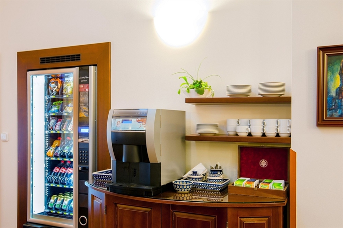 Imagen de los interiores del Hotel Cloister Inn. Foto 16