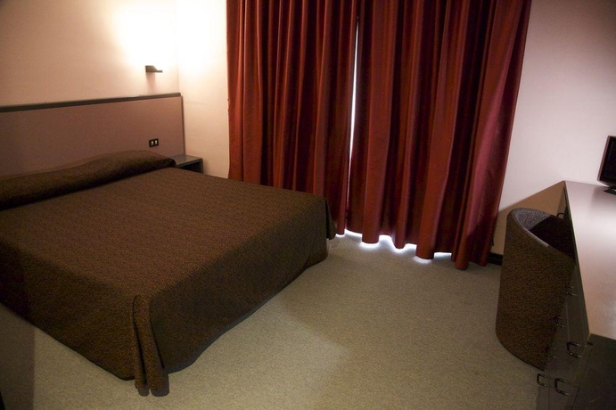 Imagen general del Hotel Clorinda. Foto 3