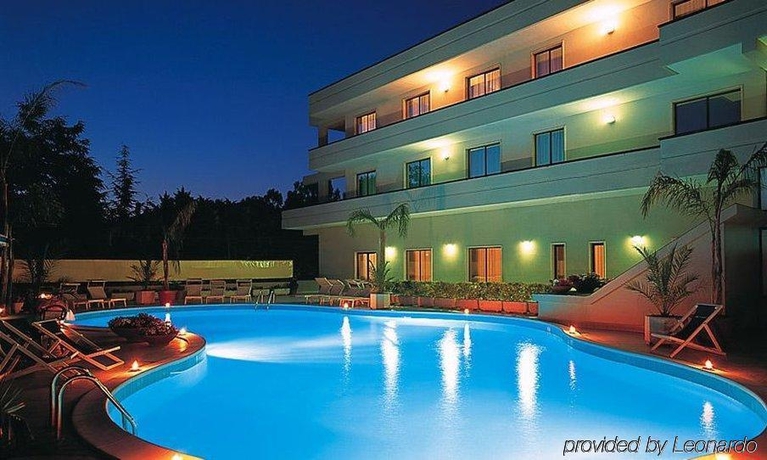 Imagen general del Hotel Clorinda. Foto 8