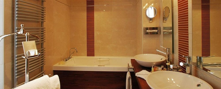 Imagen de la habitación del Hotel Clos La Boetie. Foto 3