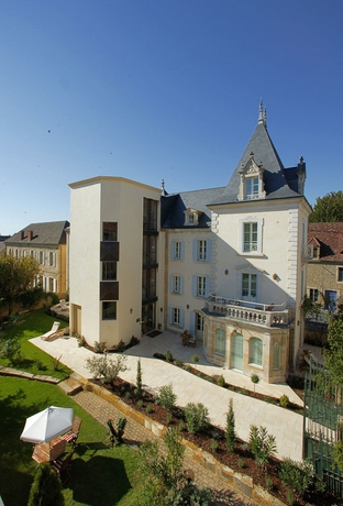 Imagen de los exteriores del Hotel Clos La Boetie. Foto 8