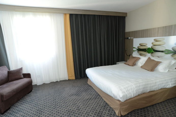 Imagen de la habitación del Hotel Clos St Eloi, The Originals Relais (relais Du Silence). Foto 6