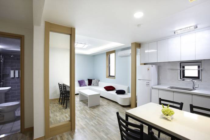 Imagen de la habitación del Hotel Cloud 9 Hotel. Foto 8
