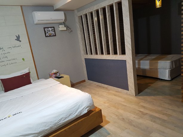 Imagen de la habitación del Hotel Cloud 9 Hotel. Foto 12