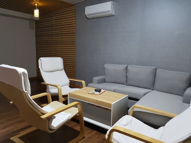 Imagen de la habitación del Hotel Cloud 9 Hotel. Foto 13