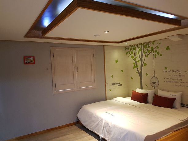 Imagen de la habitación del Hotel Cloud 9 Hotel. Foto 16