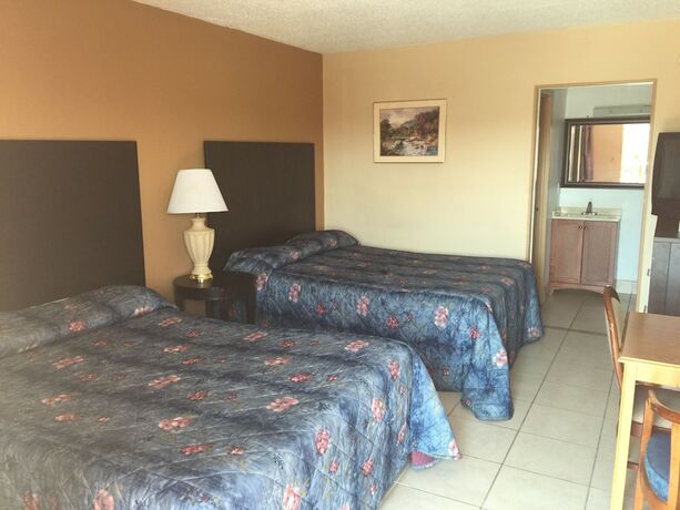 Imagen de la habitación del Hotel Cloud 9 Inn. Foto 16