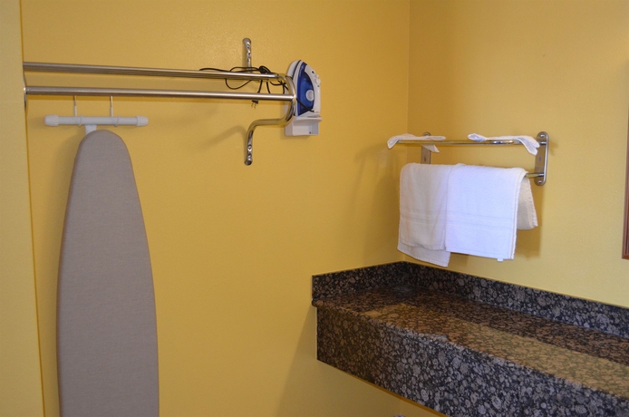 Imagen de la habitación del Hotel Cloud 9 Inn Lax. Foto 6